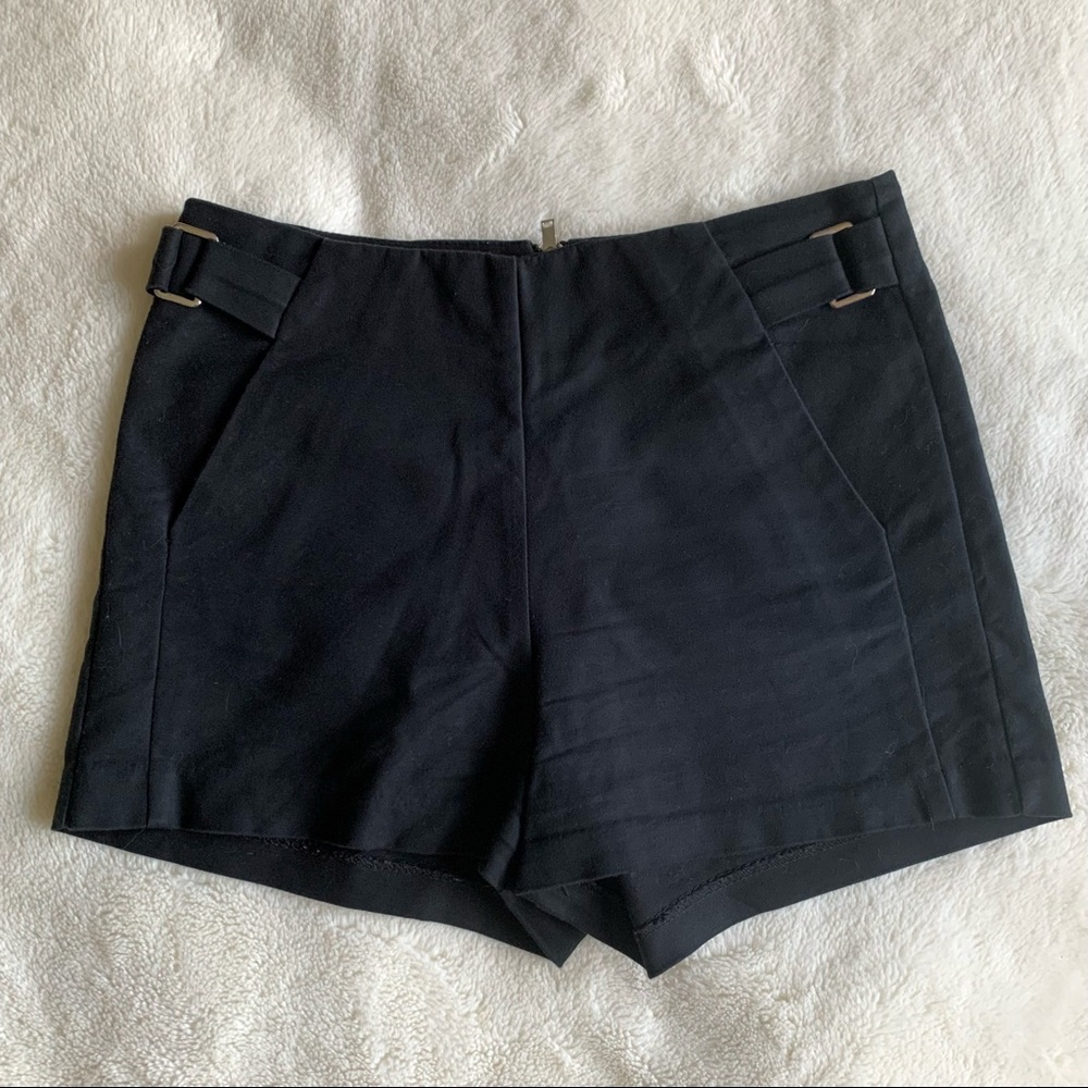 Bershka Black Highwaisted shorts sz4
